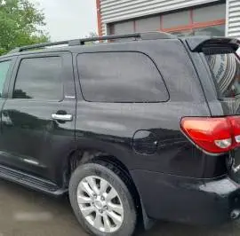 Toyota Sequoia